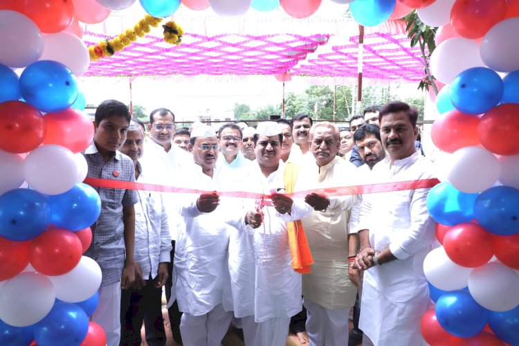 *कारखान्यातील व राजकारण्यातील "वर्म" अभिजीत आबांना कळले आहे:- हभप, जयवंत महाराज बोधले*