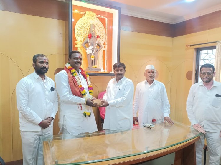 *यशवंतराव चव्हाण नागरी सहकारी पतसंस्था शेतकऱ्यांच्या विश्वासास पात्र -  संत दामाजी शुगरचे व्हाईस चेअरमन तानाजी (भाऊ) खरात यांचे मत:-*