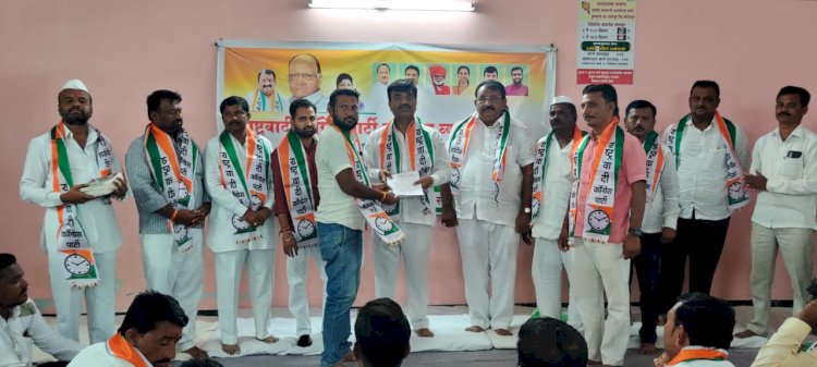 *राष्ट्रवादी काँग्रेस पार्टी उद्योग व व्यापार विभाग पंढरपूर तालुका पदाधिकारी निवडी संपन्न* ..