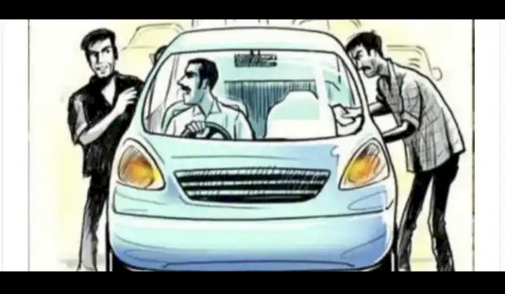 मंगळवेढ्यात उत्पादन शुल्क विभागाची मोठी कारवाई; अलिशान कारमधून सव्वा दोन लाखांची दारु जप्त..!