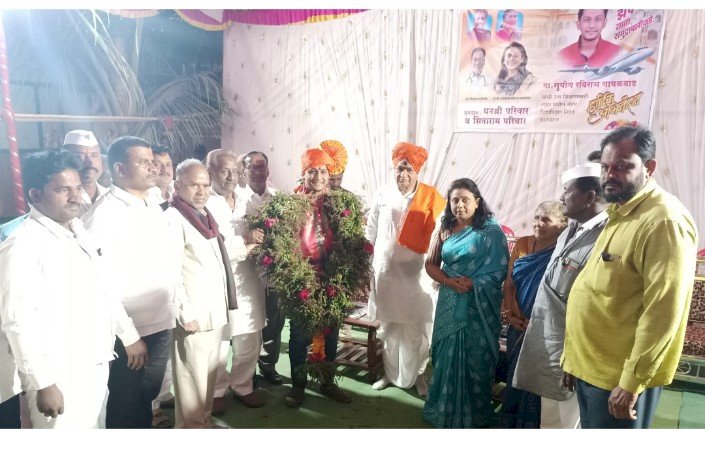 सिताराम महाराज साखर कारखाना कार्यस्थळावर सुयोग गायकवाड यांचा  सत्कार संपन्न...!