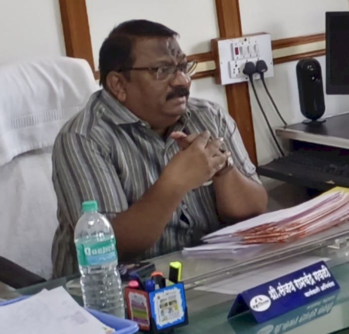 पंढरपूर तालुक्यातील खंडित केलेल्या ग्राहकांची थकबाकी वाढली .. वीज कनेक्शन मात्र सुरूच