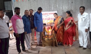 उत्कर्ष सार्वजनिक वाचनालयात  सोलापूर च्या कवींचा काव्य आविष्कार.