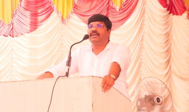 विद्यार्थ्यांनी उराशी बाळगलेले स्वप्न सत्यात उतरविण्यासाठी प्रयत्नांची बाजी लावा- अप्पर जिल्हाधिकारी तुषार ठोंबरे