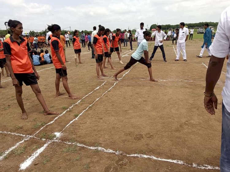 शिवरत्न पब्लिक स्कूल अँड ज्युनिअर कॉलेज गादेगाव विद्यार्थ्यांचे जिल्हास्तरीय आट्यापाट्या स्पर्धेमध्ये उपविजेतेपद