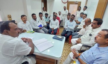 विविध दाखले व इतर शासकीय कागदपत्रांसाठी कोणालाही वेठीस धरू नका - आ.समाधान  आवताडे