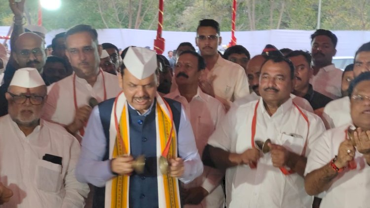 पर्यावरणाचा समतोल राखण्यासाठी पर्यावरण जनजागृतीचा उपक्रम महत्त्वाचा          - उपमुख्यमंत्री देवेंद्र फडणवीस  कार्तिकी वारी पंढरीच्या दारी, पर्यावरण शिक्षणाचे धडे देई घरोघरी
