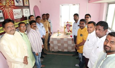 उप- माहिती कार्यालय पंढरपूर येथे पत्रकार दिन साजरा