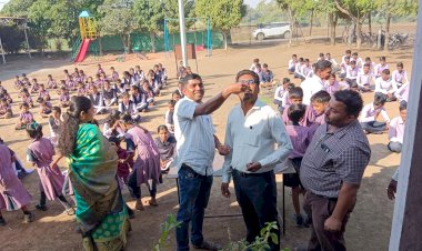 शिवरत्न पब्लिक स्कूल इंजिनिअर कॉलेज गादेगाव येथे तिळगुळ वाटपाचा कार्यक्रम संपन्न....