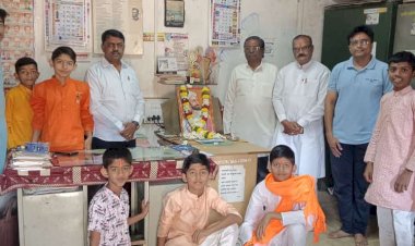 छत्रपती शिवाजी महाराज यांनी आठरापगड जातीच्या मावळ्यांना घेऊन स्वराज्याची स्थापना केली-, डॉ. अमित लाड,  कर्मवीर सार्वजनिक ग्रंथालयात छत्रपती शिवाजी जन्मोत्सव सोहळा  प्रसंगी