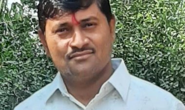 सिद्धेवाडी ग्रामपंचायतचे ग्रामसेवक शहाजी शेनवे यांना जिल्हा परिषदेचा आदर्श ग्रामसेवक पुरस्कार जाहीर कर्मभूमी तळसंगी गावातील नागरिकांमध्ये आनंदाचे वातावरण