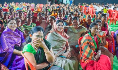 करकंब येथे खेळ पैठणीचा कार्यक्रम मोठ्या जल्लोषात महिलांनी लुटला आनंद