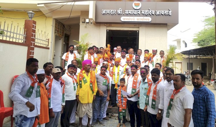 भालके गटाच्या मातब्बर कार्यकर्त्यांनी केला भाजपचे आ.समाधान आवताडे गटात प्रवेश , भालके गटाला  जोरदार धक्का, कार्यकर्त्यांची गळती सुरूच राहणार