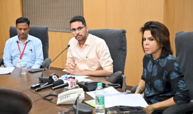 42- सोलापूर मतदारसंघासाठी 57.46 टक्के तर,    43 माढा मतदारसंघासाठी 59.87 टक्के मतदान झाले.