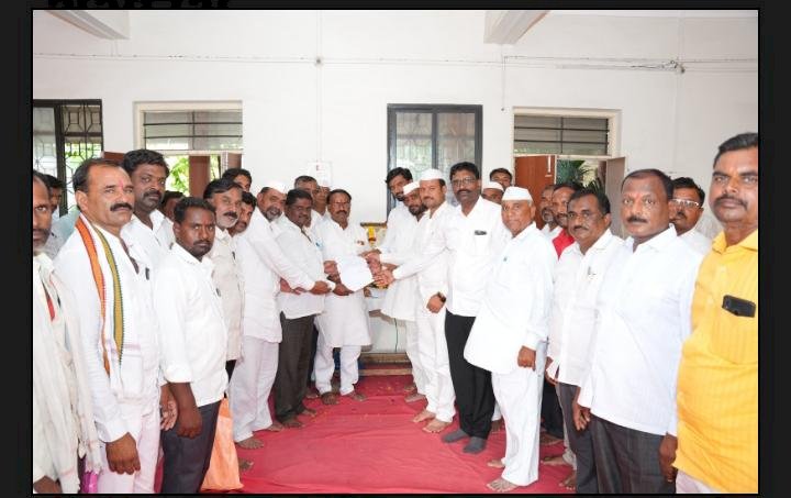 श्री विठ्ठल कारखान्याचा गळीत हंगाम २०२४-२५ साठी ऊस तोडणी वाहतूक कराराचा शुभारंभ, प्र. कार्यकारी संचालक गायकवाड यांची माहिती