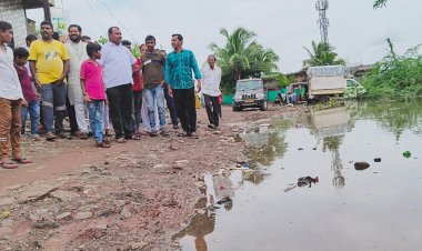समस्या सोडविण्यासाठी आ. समाधान आवताडे मैदानात,  पंढरपूर शहरातील अडचणींबाबत नगरपालिकेला दिल्या सूचना,   कुंभार गल्ली  शिंदे नाईक नगर भागातील गंभीर विषय सोडविण्यासाठी घेतले मनावर