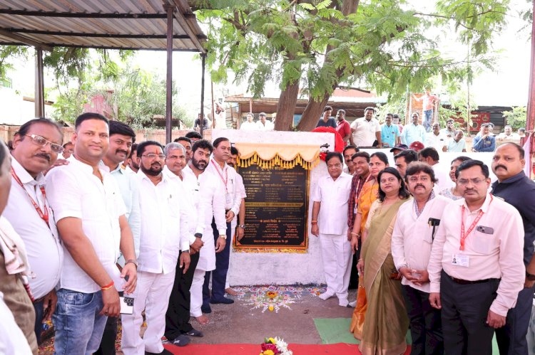 देशाच्या विकासात आरोग्य विभागाचे भरीव योगदान - सार्वजनिक आरोग्य मंत्री डॉ. तानाजी सावंत          पंढरपूर उपजिल्हा रुग्णालयाच्या विस्तारीकरण कामाचे आरोग्य मंत्र्यांच्या हस्ते भूमिपूजन