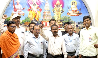 मनसेच्या तालुका अध्यक्ष कडून, श्री विठ्ठल - रुक्मिणी मंदिर समिती मधील कर्मचाऱ्याला शिवीगाळ प्रकरणी कर्मचारी संघटनेचे काम बंद आंदोलन :- विनोद पाटील अध्यक्ष, श्री विठ्ठल-रुक्मिणी कर्मचारी संघ ,   कारवाई करण्याची कर्मचारी संघटनेची आक्रमक मागणी