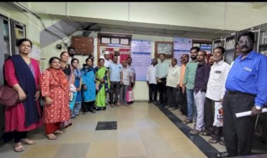 जिल्हा ग्रंथालय अधिकारी कार्यालयात ई ग्रंथालय आज्ञावली व "ग्रंथमित्र" फलकाचे उद्घाटन,  जिल्हा ग्रंथालय अधिकारी सुनील हुसे यांची प्रमुख उपस्थिती