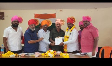 पंढरपूर तालुका रास्त भाव धान्य दुकानदार संघटनेच्या प्र. तालुकाध्यक्ष व शहराध्यक्षपदी शंकर सुरवसे    संघटनेच्या जिल्हा  उपाध्यक्षपदी शरद पवार व दिलीप पावले    जिल्हा प्रवक्तापदी विजय कुलकर्णी यांची बिनविरोध निवड.