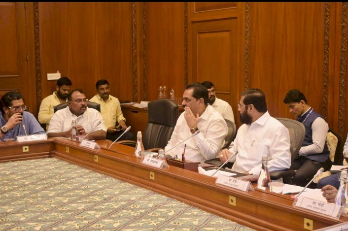 श्री विठ्ठल- रुक्मिणी मंदिर समितीच्या दर्शन मंडपास १३० कोटींच्या  शिखर समितीची मंजुरी : आ. समाधान आवताडे यांची माहिती..  तिरुपतीच्या धर्तीवर टोकन दर्शन सोय होणार : ६ हजार भाविकांसाठी वातानुकूलित दर्शन मंडप