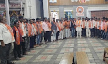 सांगोला तालुक्यात शे.का.प .ला जबर हादरा..  पंढरपूर - भाळवणी गटातील जुन्या शे.का प. कार्यकर्त्यांचा दिपक साळुंखे- पाटील  गटात असंख्य कार्यकर्त्यांचा  प्रवेश  दीपक साळुंखे - पाटील यांना भाळवणी गटातून मोठे मताधिक्य मिळणार