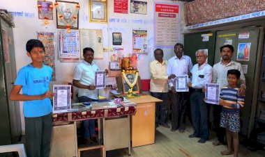 बार्शी येथील कर्मवीर सार्वजनिक ग्रंथालयात भारतीय संविधान दिनाचा अमृत महोत्सव मोठ्या उत्साहात साजरा