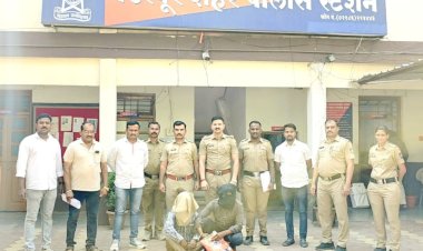 अंतरराज्य टोळीतील बॅग लिफ्‌टींग करणारे दोन आरोपी पंढरपुर शहर पोलीसांकडुन गजाआड