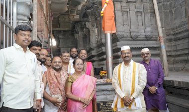 श्री विठ्ठल - रुक्मिणी मंदिरात गुढीपाडवा सण मोठ्या उत्सवात साजरा..
