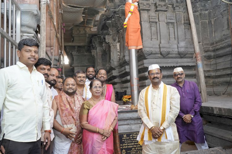श्री विठ्ठल - रुक्मिणी मंदिरात गुढीपाडवा सण मोठ्या उत्सवात साजरा..
