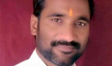 संजय गांधी व श्रावणबाळ योजनेच्या हजारो लाभार्थ्यांचे अनुदान ४ महिन्यांपासून रखडले, तांत्रिक त्रुटींमुळे निर्माण झाली समस्या  ◼️ पंढरपूर तहसील  सं. गा. यो. कार्यालयाकडून लाभार्थ्यांचे कामकाज जलद गतीने सुरू,  ◼️राष्ट्रीय कुटुंब लाभ योजनेतील लाभार्थ्यांना शासनाने त्वरित अनुदान देण्याची मागणी...