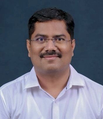 पंढरपूर कार्तिकी यात्रेसाठी पंढरपूर नगरपालिका प्रशासन सज्ज - मुख्याधिकारी  महेश रोकडे                                                                              ◼️ स्वच्छतेसाठी 1598  कर्मचाऱ्यांची नियुक्ती ,  ◼️ तात्पुरती 1200 व कायमस्वरूपी 4397 शौचालय,  ◼️ स्वच्छतेसाठी नवी मुंबई महापालिकेसह जिल्ह्यातील  नगरपालिकेचे पथके,  ◼️ मोफत 6 लाख पाणी व 3 लाख ज्युस बॉटल वाटपाचे नियोजन,  ◼️ शहर सुरक्षेसाठी 145सीसीटीव्ही , मुख्य रस्त्यांवर विद्युत रोषणाई,