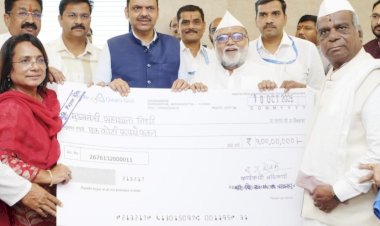 पूरग्रस्तांच्या मदतीसाठी  पंढरीचा पांडुरंग मदतीला धावला   ◼️ मुख्यमंत्री सहायता निधीस श्री विठ्ठल रुक्मिणी मंदिर समितीकडून 1 कोटीची मदत जमा